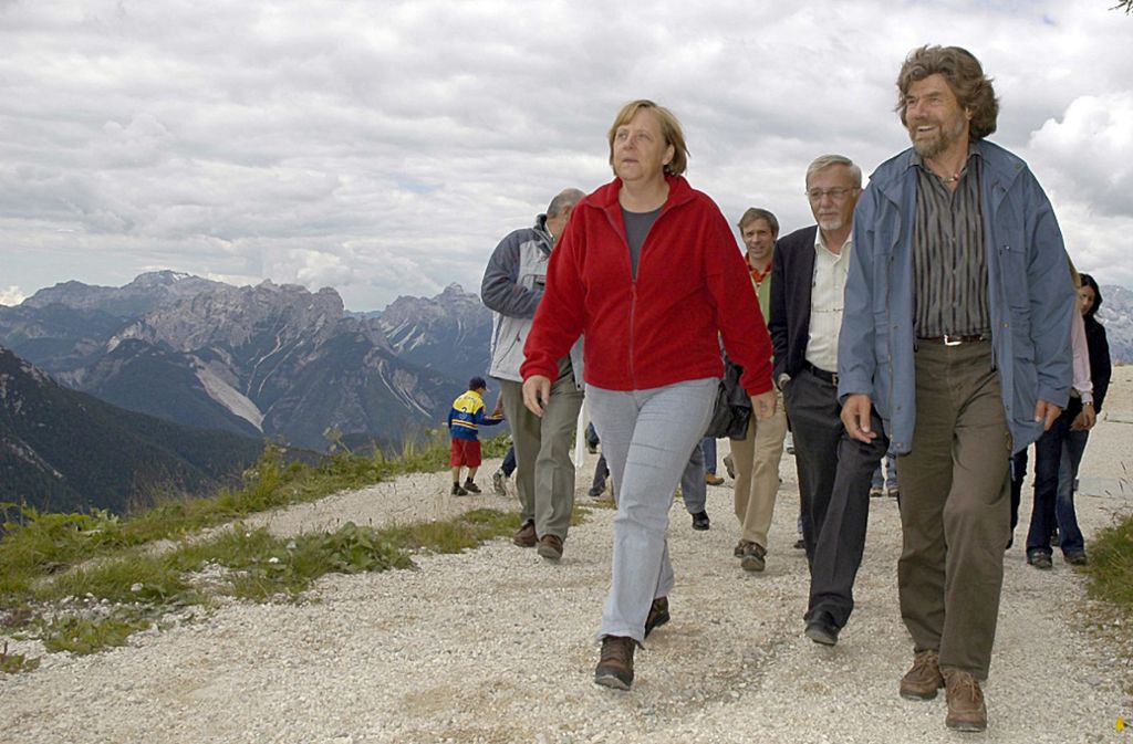 2006 beim Wandern in Südtirol mit Bundeskanzlerin Angela Merkel