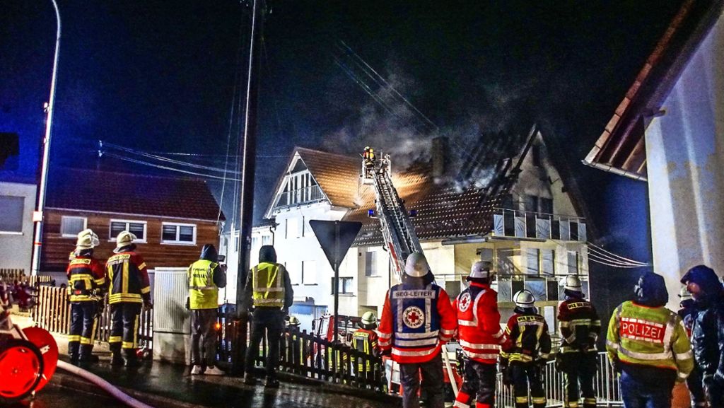 Dachstuhlbrand in Münklingen: Von der Fasnet direkt zum Löscheinsatz