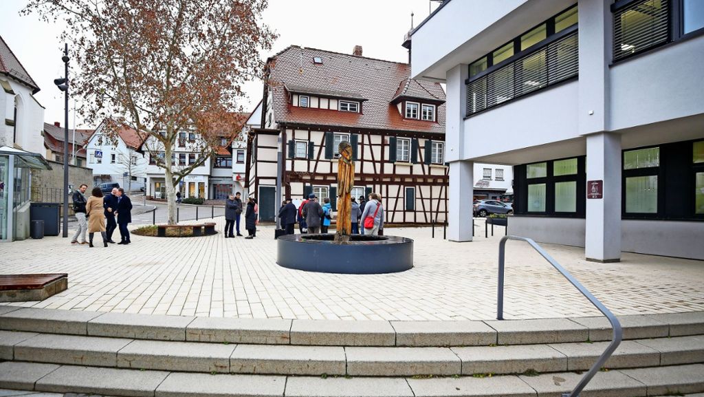 Neuer Rathausplatz: Ein gut angelegtes  Erbe  für Höfingen