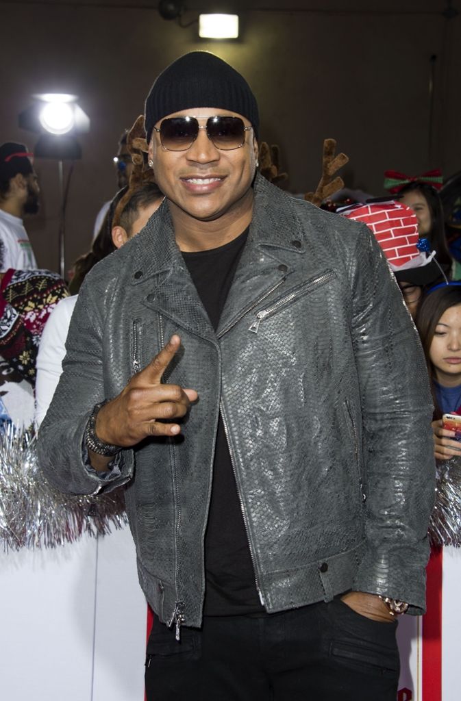 Am 21. Januar 2016 präsentiert der US-Rapper LL Cool J seinen Stern in Hollywood. Der 48-Jährige wurde als Teenager in New York entdeckt. 1985 brachte er sein Debütalbum „Radio“ heraus. Der zweifache Grammy-Gewinner zählt inzwischen zu den erfolgreichsten Hip-Hop-Künstlern.