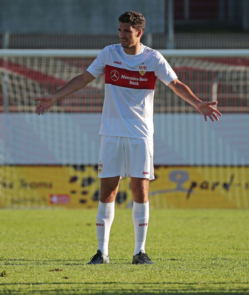 Marcin Kaminski (Note 2): Der Pole zeigte nach seiner Rückkehr von Fortuna Düsseldorf ein extrem abgeklärtes Spiel und schaltete sich auch immer wieder in die Offensive mit ein. Bitter, dass er nach 35 Minuten wegen einer Knieverletzung ausgewechselt werden musste.