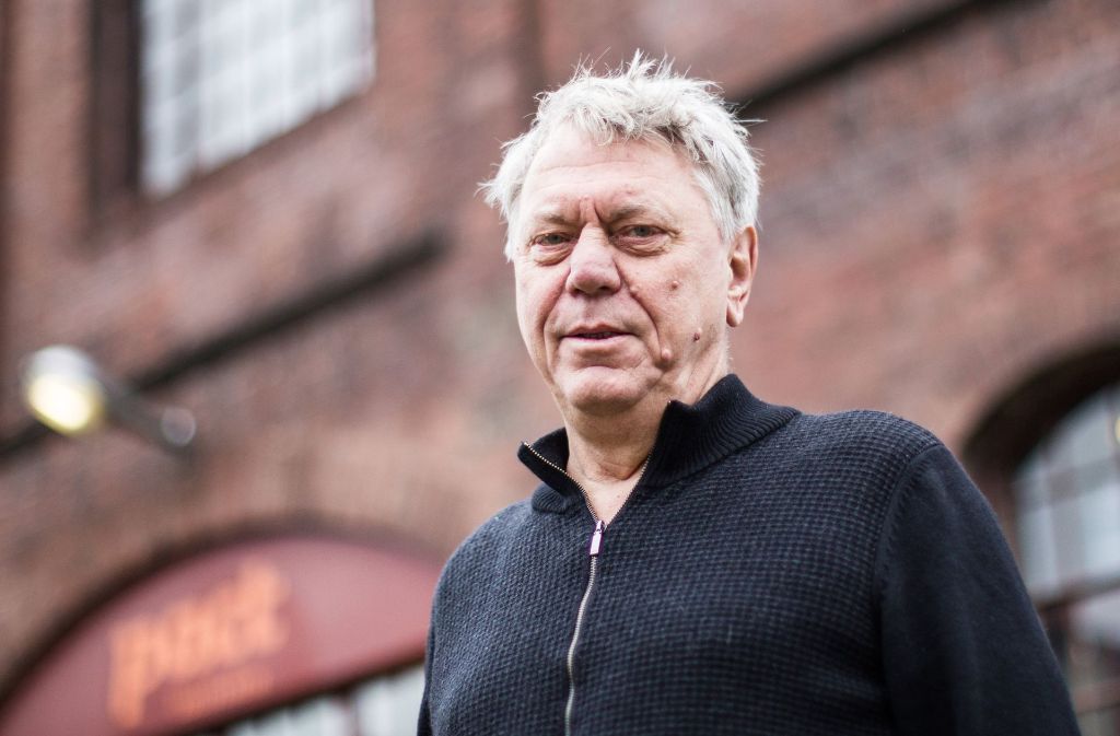 Johan Simons (70) leitet 2017 zum letzten Mal das Festival Ruhrtriennale. Seine erste Arbeit in Deutschland inszenierte der Niederländer in Stuttgart: Grabbes „Hannibal“, 2002.