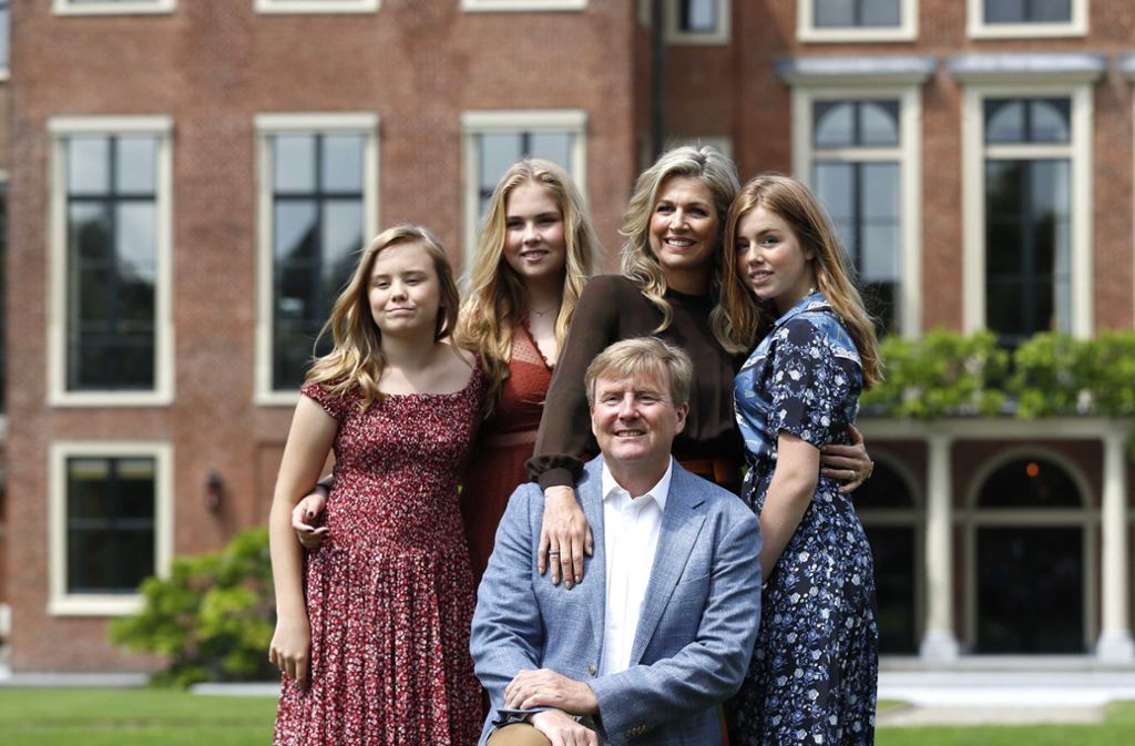 Die niederländische Königsfamilie zieht im Januar um: Künftig residieren König Willem-Alexander, Königin Máxima und die Töchter Amalia, Alexia und Ariane im Schloss Huis ten Bosch in Den Haag.