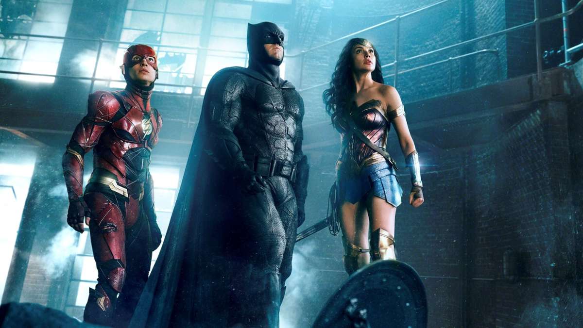  Zach Snyders Director’s Cut seines Superheldenfilms „Justice League“ ist mit vier Stunden doppelt so lang wie die Kinofassung von 2017 und stringenter – aber nicht viel substanzieller. 