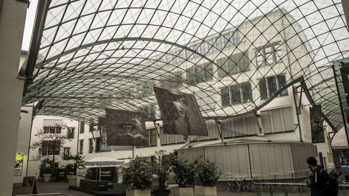 In den 90er-Jahren drohte der Abriss der verbliebenen Gebäude auf dem ehemaligen Bosch-Areal. Nicht die Stadt, sondern ein privates Unternehmen investierte in Erhalt und Modernisierung.