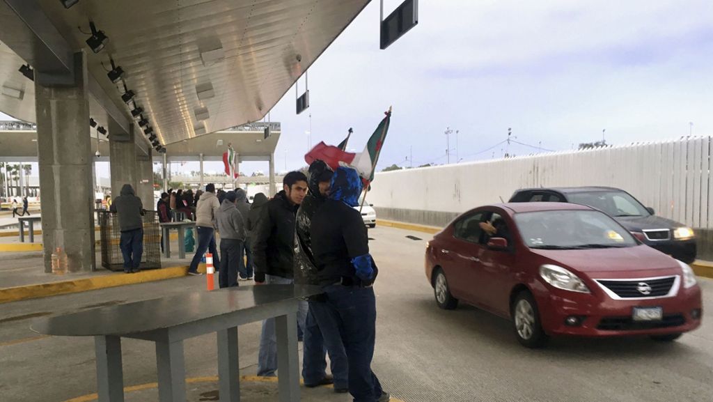 Mexiko: Demonstranten übernehmen Kontrolle an US-Grenzübergang