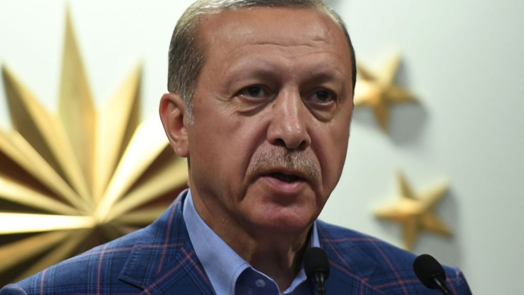Türkei-Referendum: „Historisch“ – Erdogan erklärt sich zum Sieger