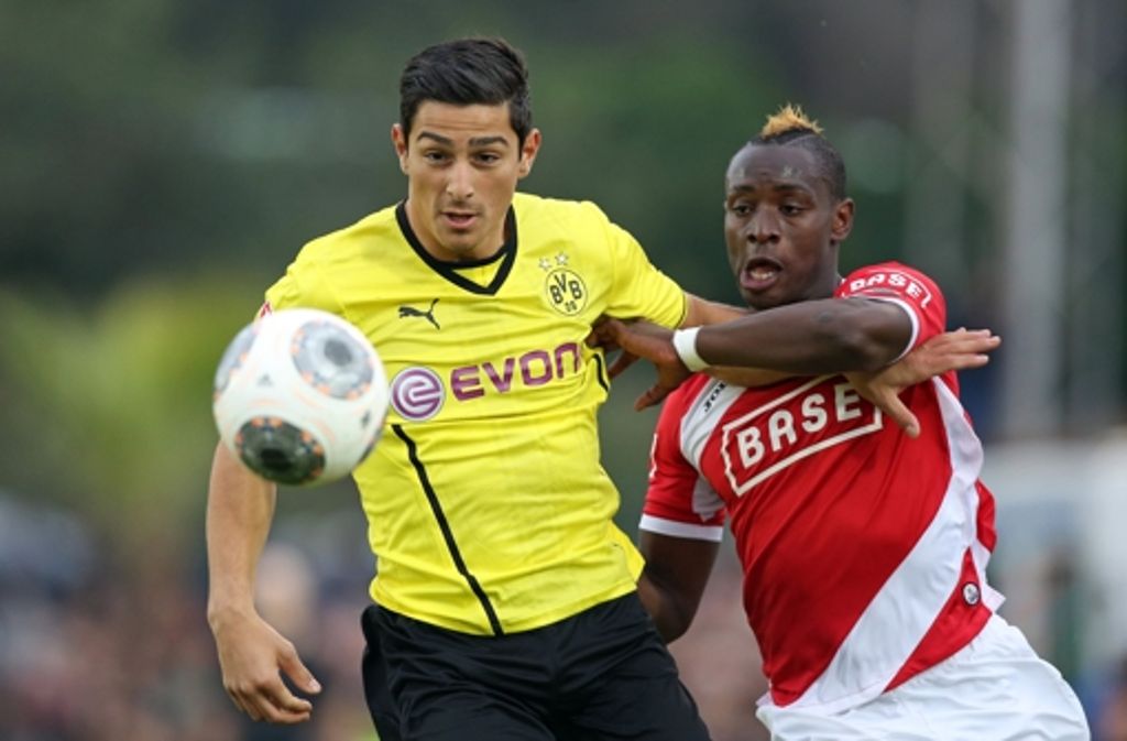 Das 19-jährige Abwehrtalent Koray Günter (links) verlässt Borussia Dortmund und verteidigt künftig für Galatasaray Istanbul. Der türkische Traditionsklub zahlt 2,5 Millionen Euro Ablöse.