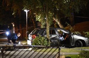 Unbekannte schießen auf Auto in Schweden