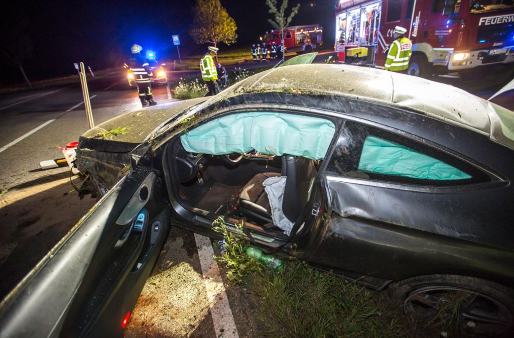 Schwerer Auto-Unfall im Kreis Ludwigsburg.