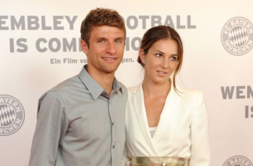 FC Bayern Spieler Thomas Müller und seine Frau Lisa.