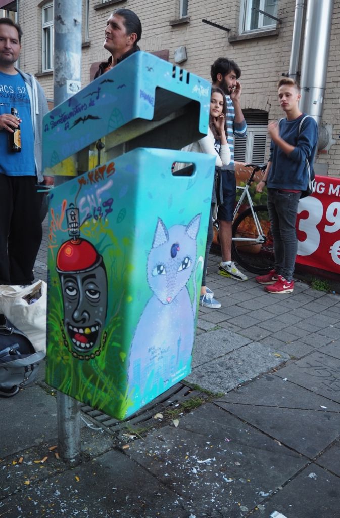 Bei einer Aktion des Jugendrats Süd wurden Stuttgarter Mülleimer verschönert.