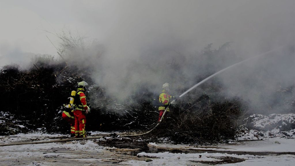 Filderstadt: Starker Rauch auf Kompostierungsanlage