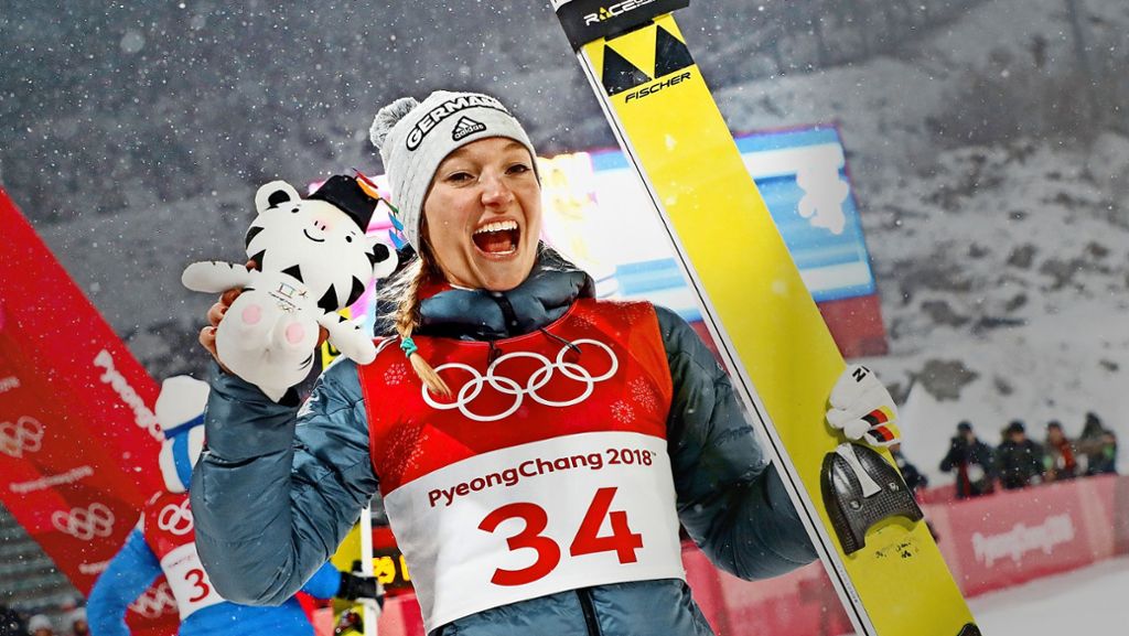 Olympia 2018: Silber für Skispringerin Althaus