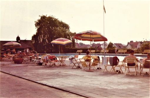 Um 1960 herum geht es im Renninger Freibad deutlich freizügiger zu als noch zur Eröffnung 1938. Foto: Stadtarchiv Renningen
