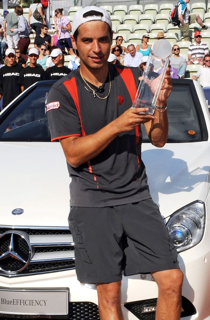 2010 gewinnt der Spanier Albert Montanes auf dem Weissenhof und auch er erhält einen traditionell durchsichtigen Pokal.