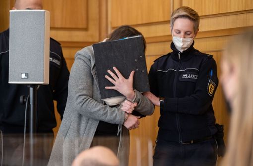 Die 22-Jährige steht in Heilbronn vor Gericht. Foto: dpa/Marijan Murat