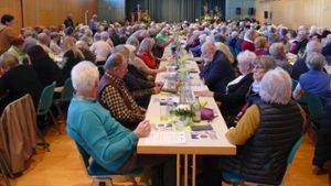 Oberstenfeld: Jede Menge Frühlingsgefühle bei der Seniorenfeier