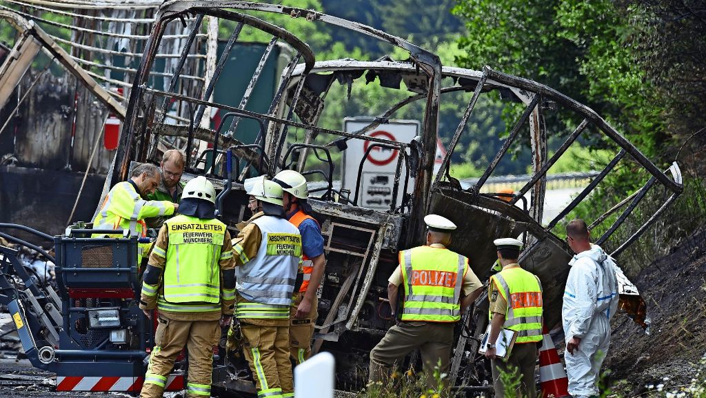 Bus-Unglück: Alle rätseln über die Ursache des Busbrandes