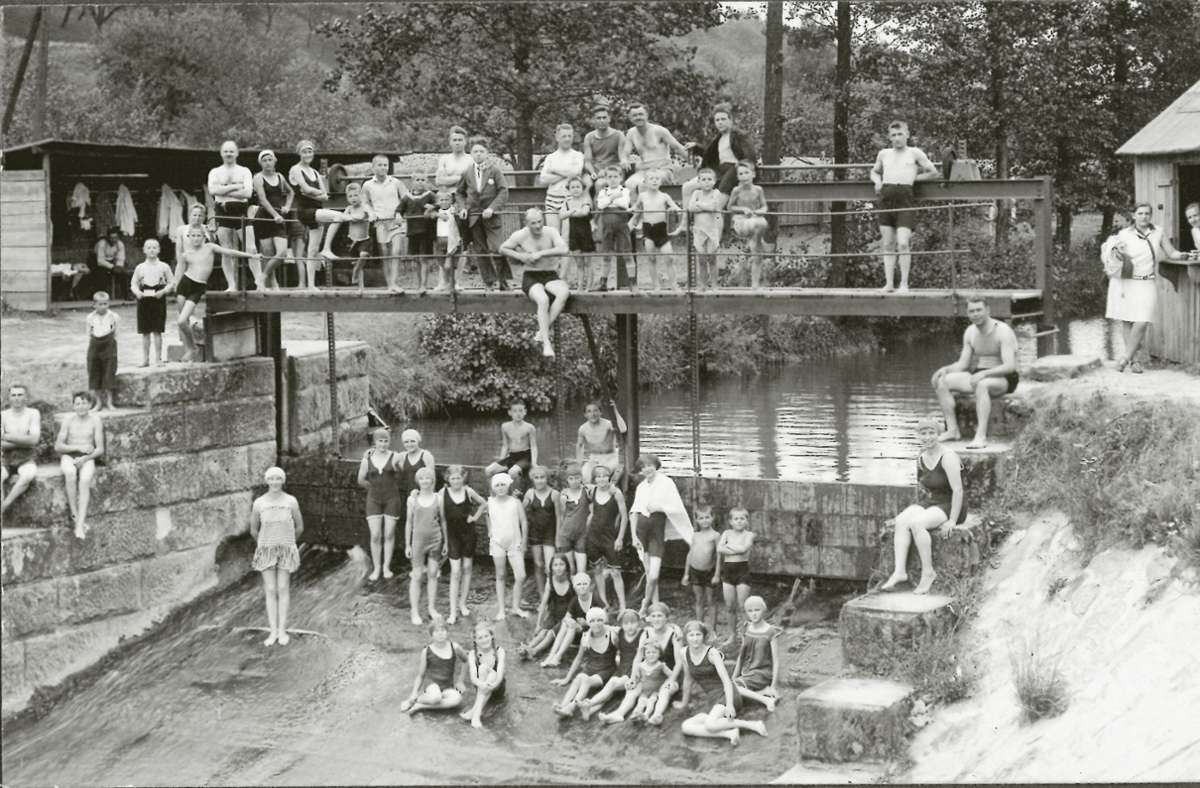 Badespaß anno dazumal: das Murrwehr war früher ein echtes Highlight für die Kinder.