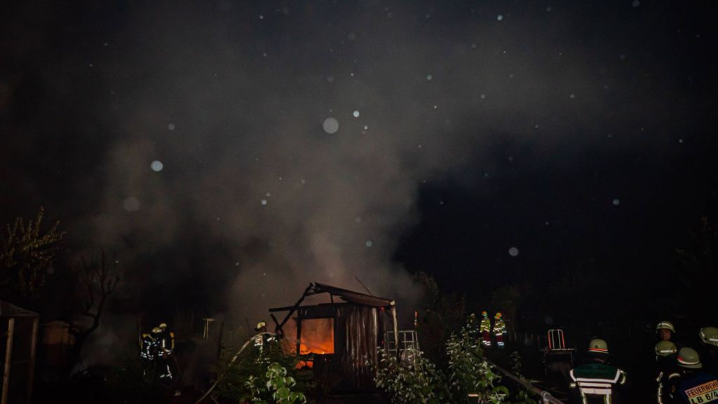 Brand in Kornwestheim: Feuer richtet großen Schaden in Schrebergartenanlage an