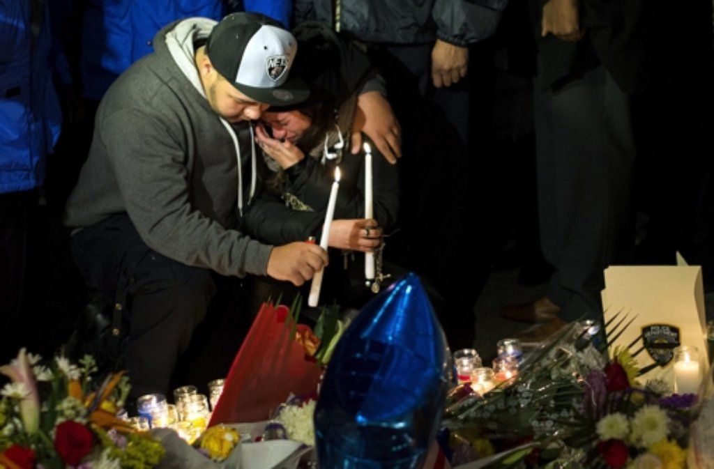 In New York gedenkt man den beiden erschossenen Polizisten.