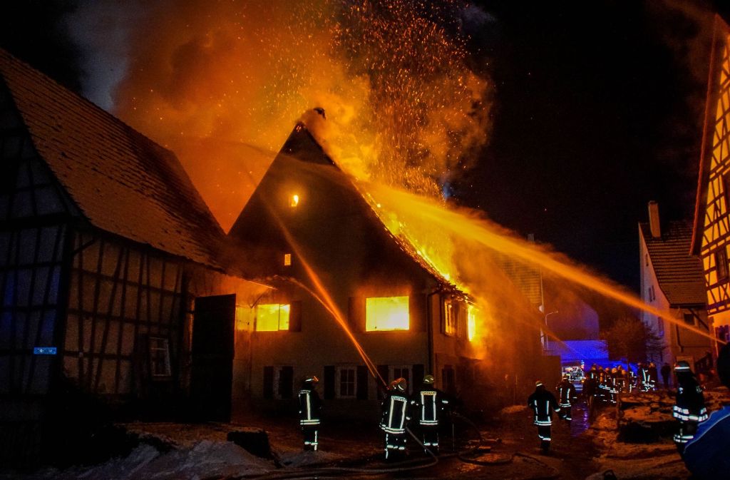 In Sulz am Neckar musste die Feuerwehr wegen eines Brandes ausrücken.