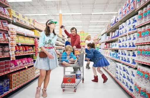Der Supermarkteinkauf ist mit Überraschungen verbunden –  das kennen nicht nur Eltern mit kleinen Kindern. Foto: imago/Everett Collection