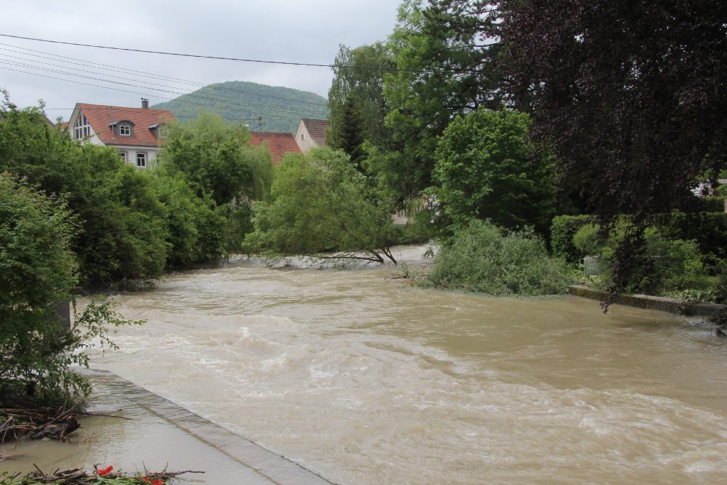 Bad Überkingen im Kreis Göppingen ist besonders vom Hochwasser betroffen.