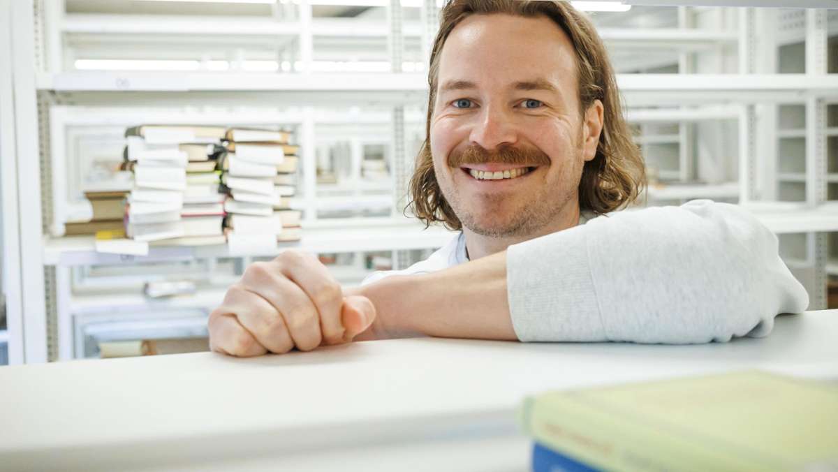 Tobias Thelen arbeitet in der Stuttgarter  Landesbibliothek: Lotse in der Labi