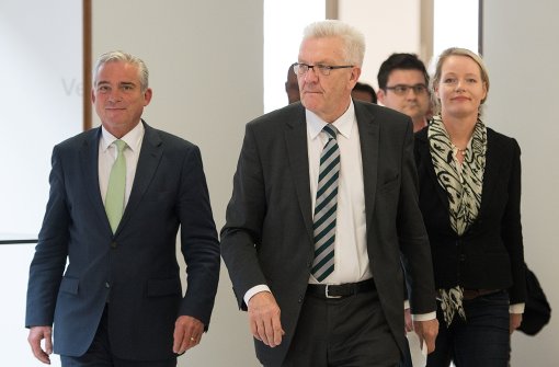 Die Gespräche über die neue Landesregierung beginnen: Thomas Strobl (CDU), Winfried Kretschmann (Grüne) und Thekla Walker (Grüne, von links) Foto: dpa