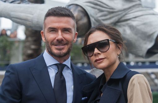 Victoria und David Beckham – auf Instagram gibt es regelmäßige Updates aus dem Hause Beckham. Foto: dpa/Javier Rojas