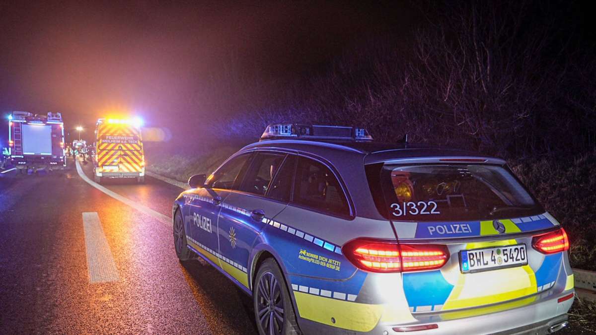 A8 bei Leonberg: BMW-Fahrer verliert die Kontrolle – Autobahn komplett gesperrt