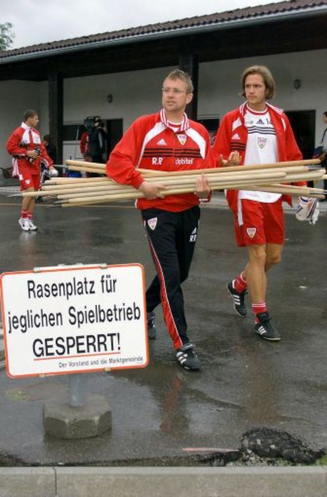 ... Ralf Rangnick (links, im Jahr 2000).