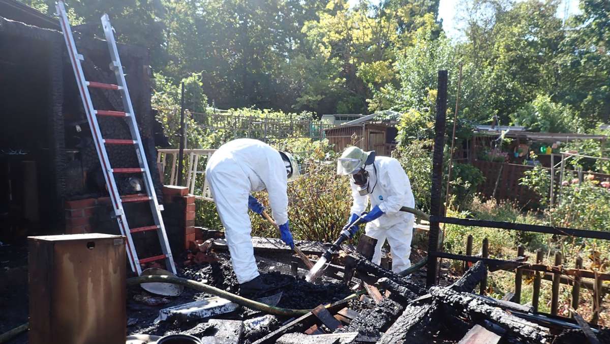 Brand in Ditzingen: Feuer zerstört Gartenhaus