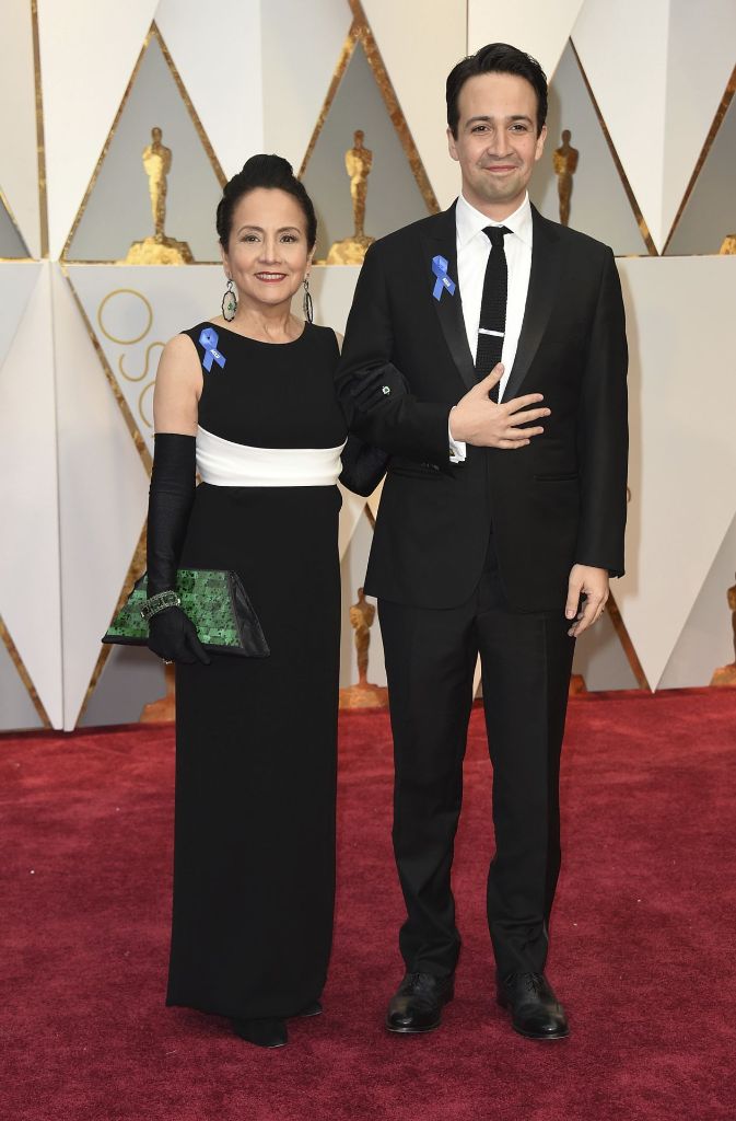 Lin-Manuel Miranda wird von seiner Mutter zu den Oscars begleitet.