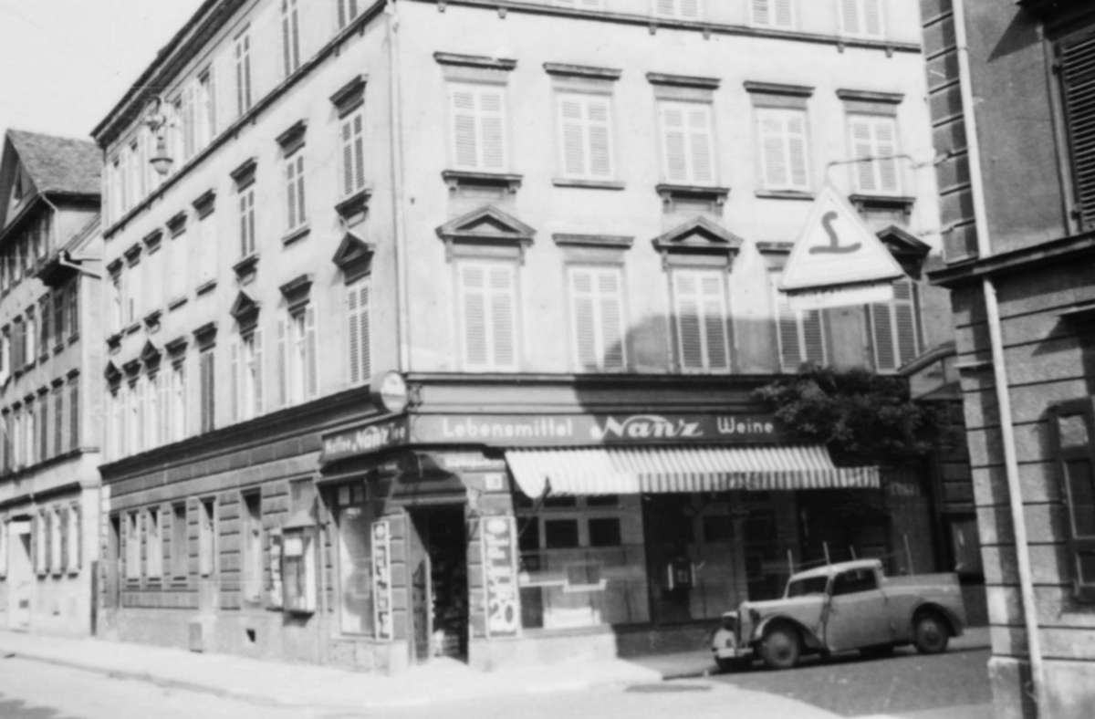 Die Familie Nanz und die nach ihr benannte Supermarktkette kommt aus Stuttgart. Dieses Bild zeigt eine Filiale im Jahr 1942.
