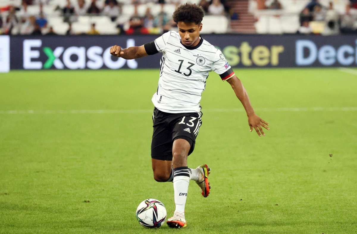 Karim Adeyemi Der 19 Jahre alte Profi von Red Bull Salzburg ist gegen Rumänien eingewechselt worden und hat damit zwei Länderspiele auf dem Buckel. Bei seinem Debüt Anfang September in Stuttgart erzielte der gebürtige Münchner gegen Armenien nach seiner Einwechslung das Tor zum 6:0.