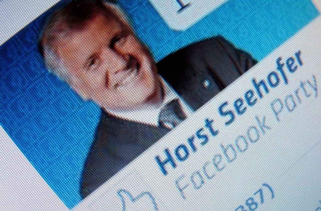Aus ganz anderen Gründen wollte die CSU auf der Trend-Welle Facebook mitschwimmen – keineswegs um Randale zu veranstalten. Horst Seehofer beschritt neue Wege in Sachen Stimmenfang und veranstaltete am 8. Mai 2012 seine erste Facebook-Party in der Nobeldisko P1 in München...
