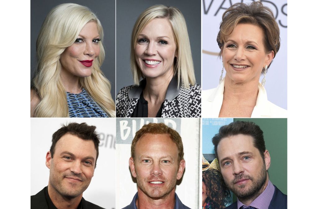 Fast 20 Jahre nach dem Ende von „Beverly Hills 90210“ kehrt die TV-Kultserie zurück. Mit von der Partie (von links): Tori Spelling, Jennie Garth, Gabrielle Carteris, Brian Austin Green, Ian Ziering und Jason Priestly.
