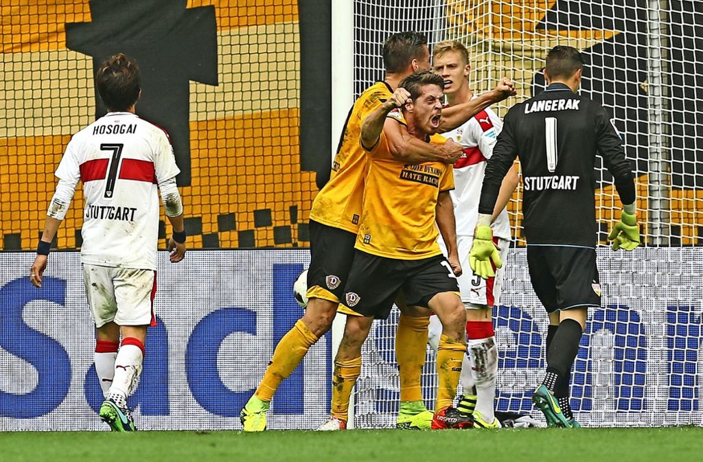 9. Spieltag: Der erste große Rückschlag für Wolf: In Dresden spielt der VfB schwach und kassiert ein heftiges 0:5. Viele im Verein sind erleichtert, dass die Partie nach und nicht vor der Mitgliederversammlung anstand.
