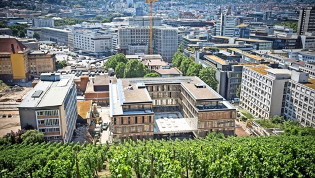 Neue Zentrale der IHK Region Stuttgart: Mehr Platz fürs Personal und den  Weinberg
