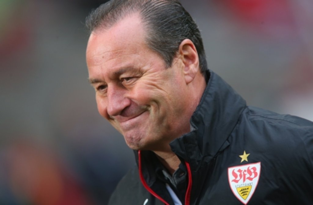 Hat das Lachen noch nicht verlernt: VfB-Trainer Huub Stevens. Foto: Bongarts