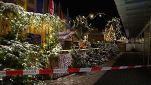 Großeinsatz in Göppingen: Polizei räumt Weihnachtsmarkt