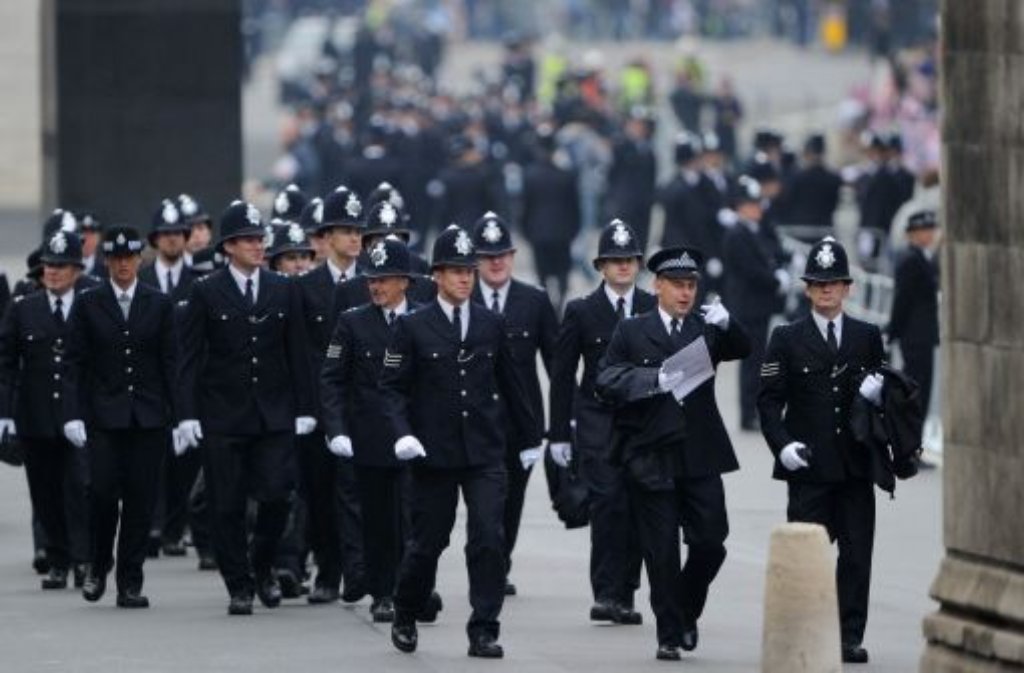 Trotz des massiven Aufgebots an Polizei, merkt man in London nichts von der Maschinerie an Organisation, die hinter dem Event steckt.
