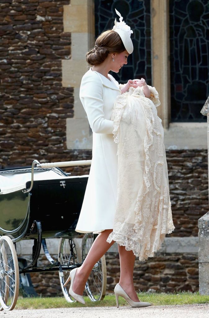 ... und – zum ersten Mal – im Juli 2015 zur Taufe ihrer Tochter, Prinzessin Charlotte.