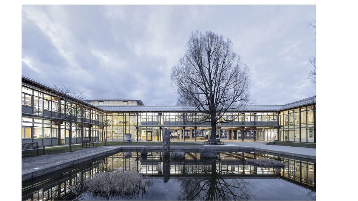 Landratsamt Starnberg 2023 – die Sanierung und der Weiterbau des von Fritz Auer geplanten Gebäudes erhielt den DAM-Preis 2023.