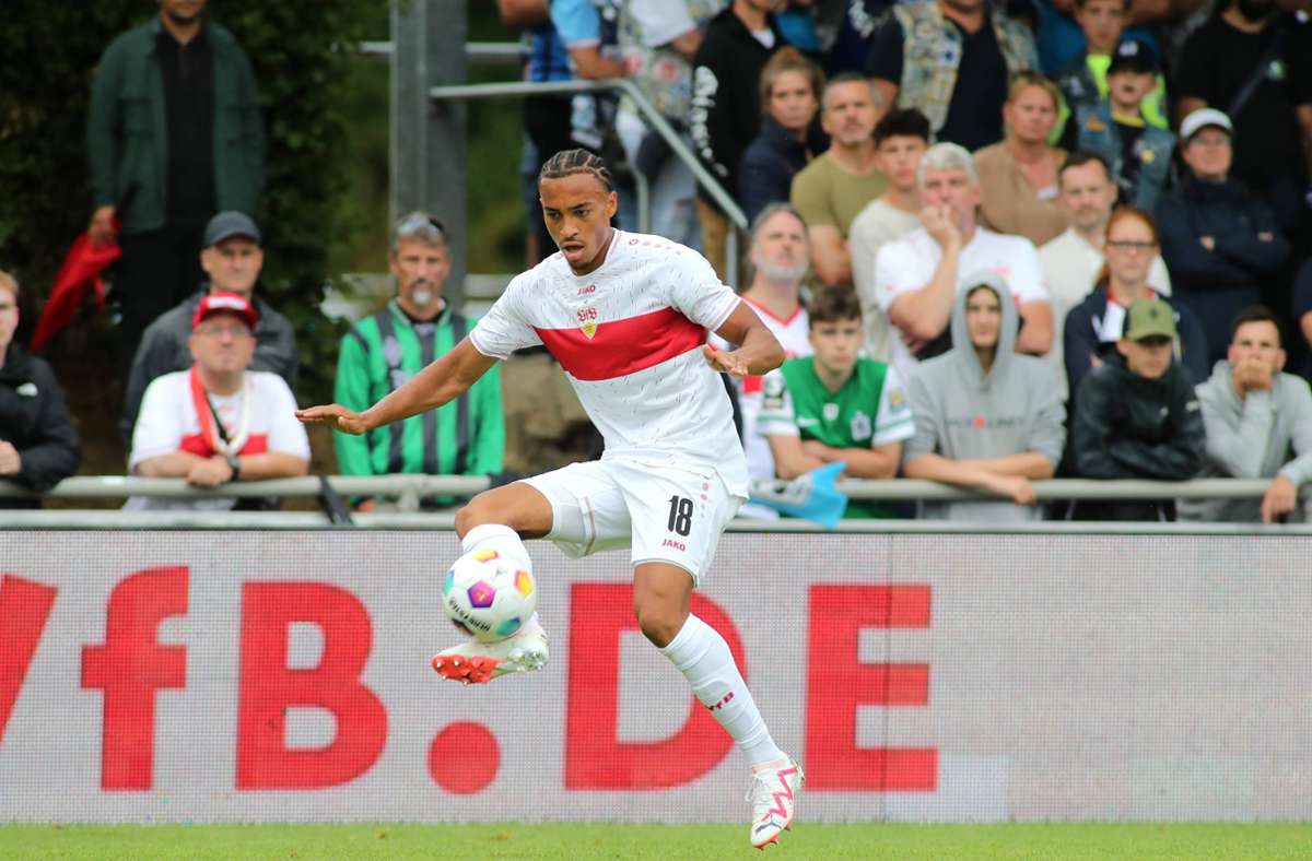 Momente später traf der VfB Stuttgart auf den TSV 1860 München.