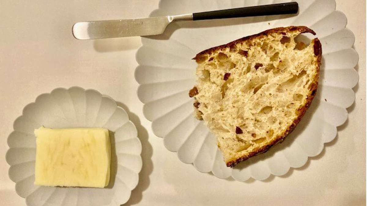 Schon das Brot mit der salzigen Butter ist ziemlich genial