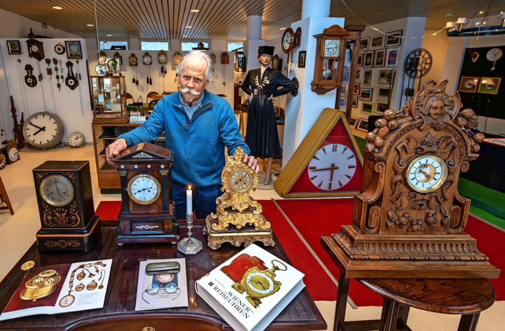 In der Sindelfinger Uhrenstub von Erwin Weyel finden die Kunden besondere Stücke in besonderer Atmosphäre. Doch der 72-Jährige muss seinen Laden verlassen.